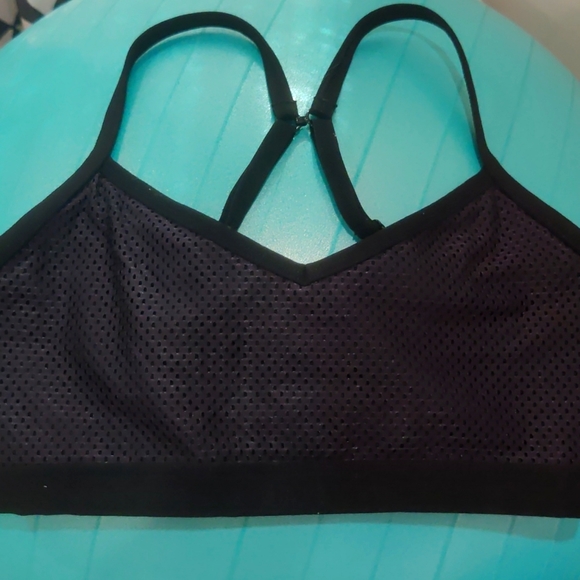 Lorna Jane Sports bra size medium - Picture 1 of 2